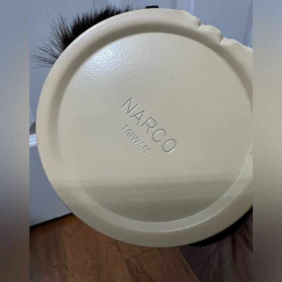 NAYUKPUK Alaskan Real Fur Dressed Figurine Statute - Picture 3 of 11